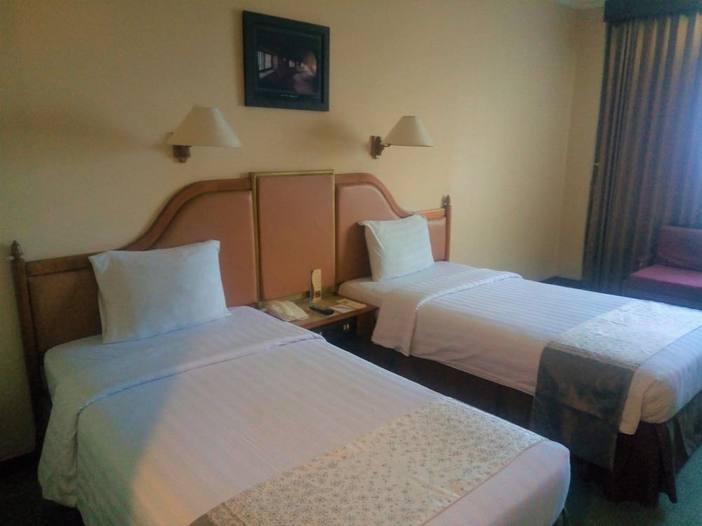 Sahid Raya Hotel & Convention Yogyakarta Maguwo Ngoại thất bức ảnh