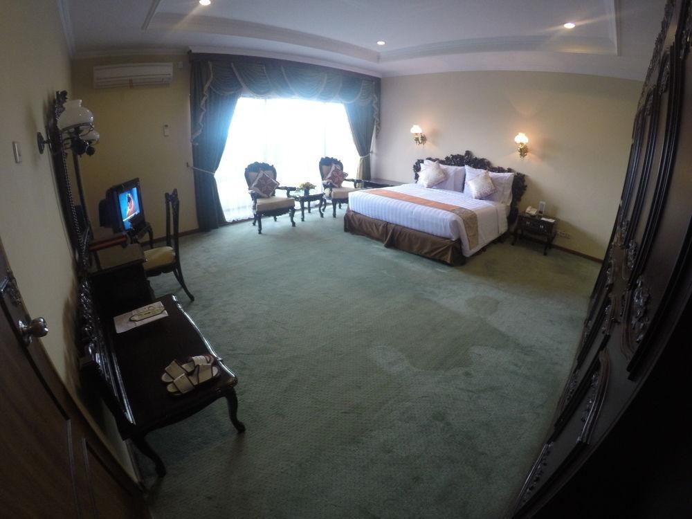 Sahid Raya Hotel & Convention Yogyakarta Maguwo Ngoại thất bức ảnh